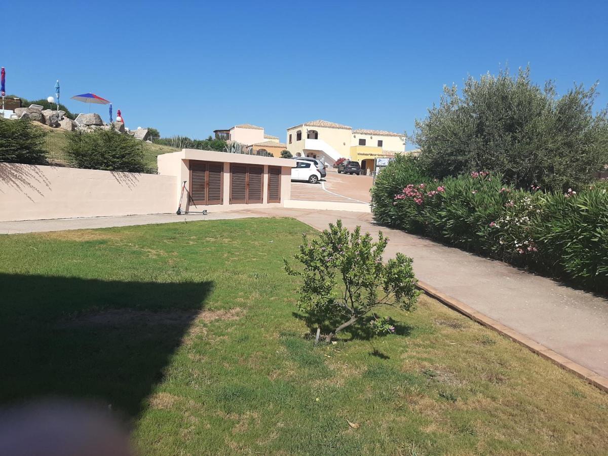 Appartamento Residence Mirice Vignola Mare Aglientu Casa Giorgia מראה חיצוני תמונה