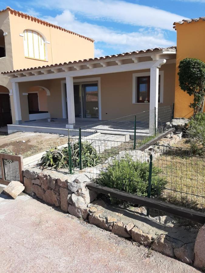 Appartamento Residence Mirice Vignola Mare Aglientu Casa Giorgia מראה חיצוני תמונה