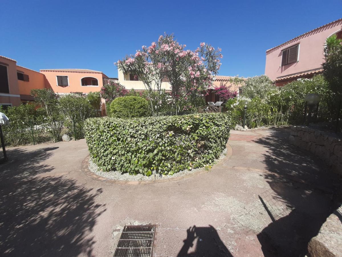 Appartamento Residence Mirice Vignola Mare Aglientu Casa Giorgia מראה חיצוני תמונה