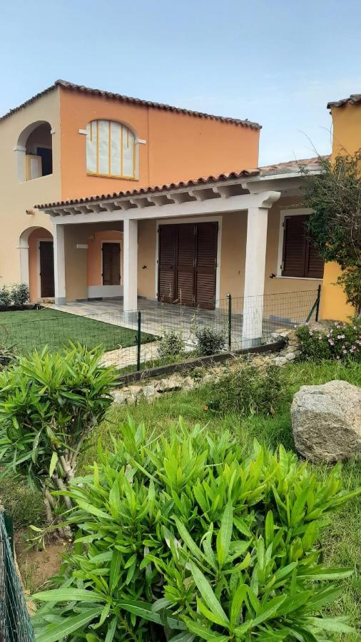 Appartamento Residence Mirice Vignola Mare Aglientu Casa Giorgia מראה חיצוני תמונה